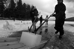 JZ_IceHarvest_2012__0039_DSC_0781_thumb